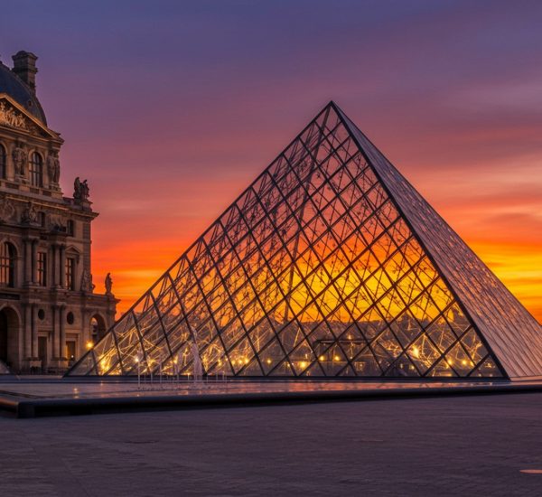 Paris_Louvre_guided_Tours
